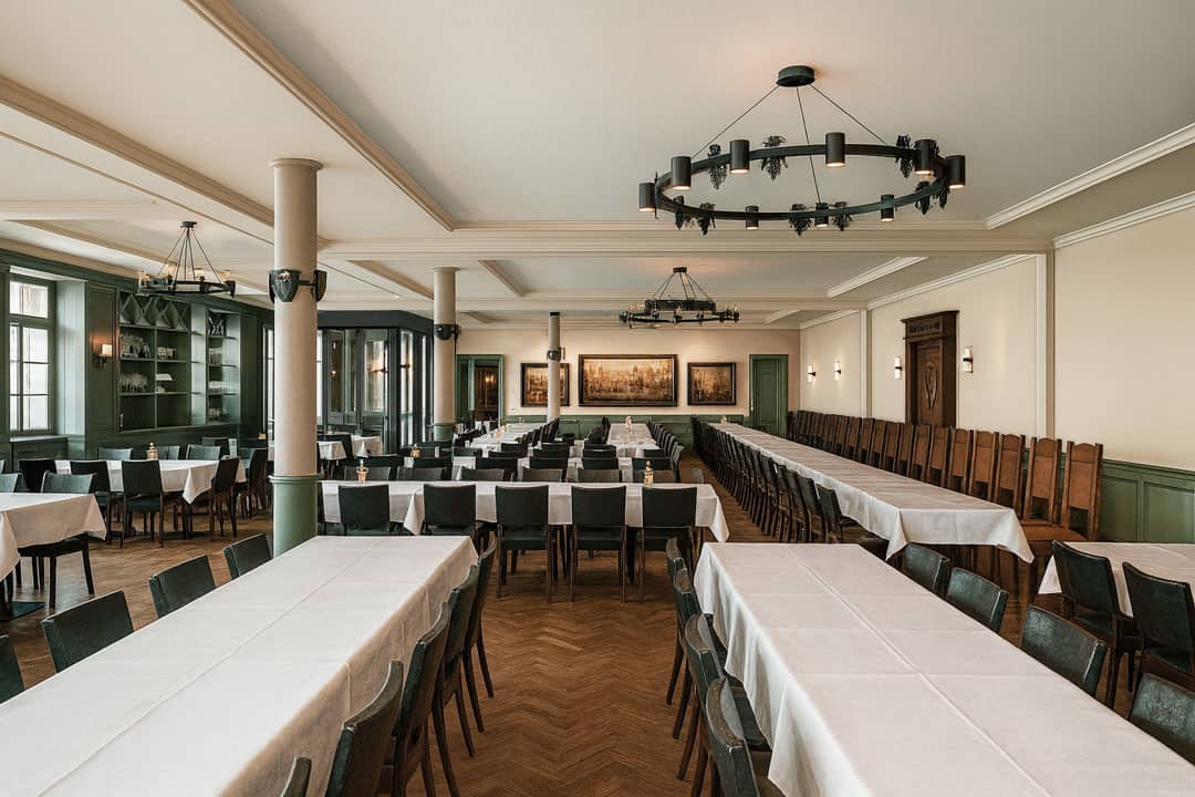 Das Restaurant und Zunfthaus «Zum grünen Glas» in Zürich sucht neue Gastgeber – Rolling Pin